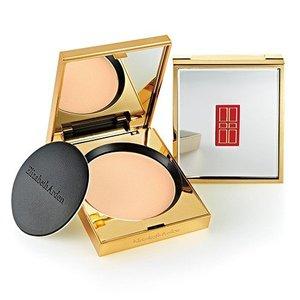 Flawless Finish Ultra Smooth Pressed Powder Elizabeth Arden mejor precio
